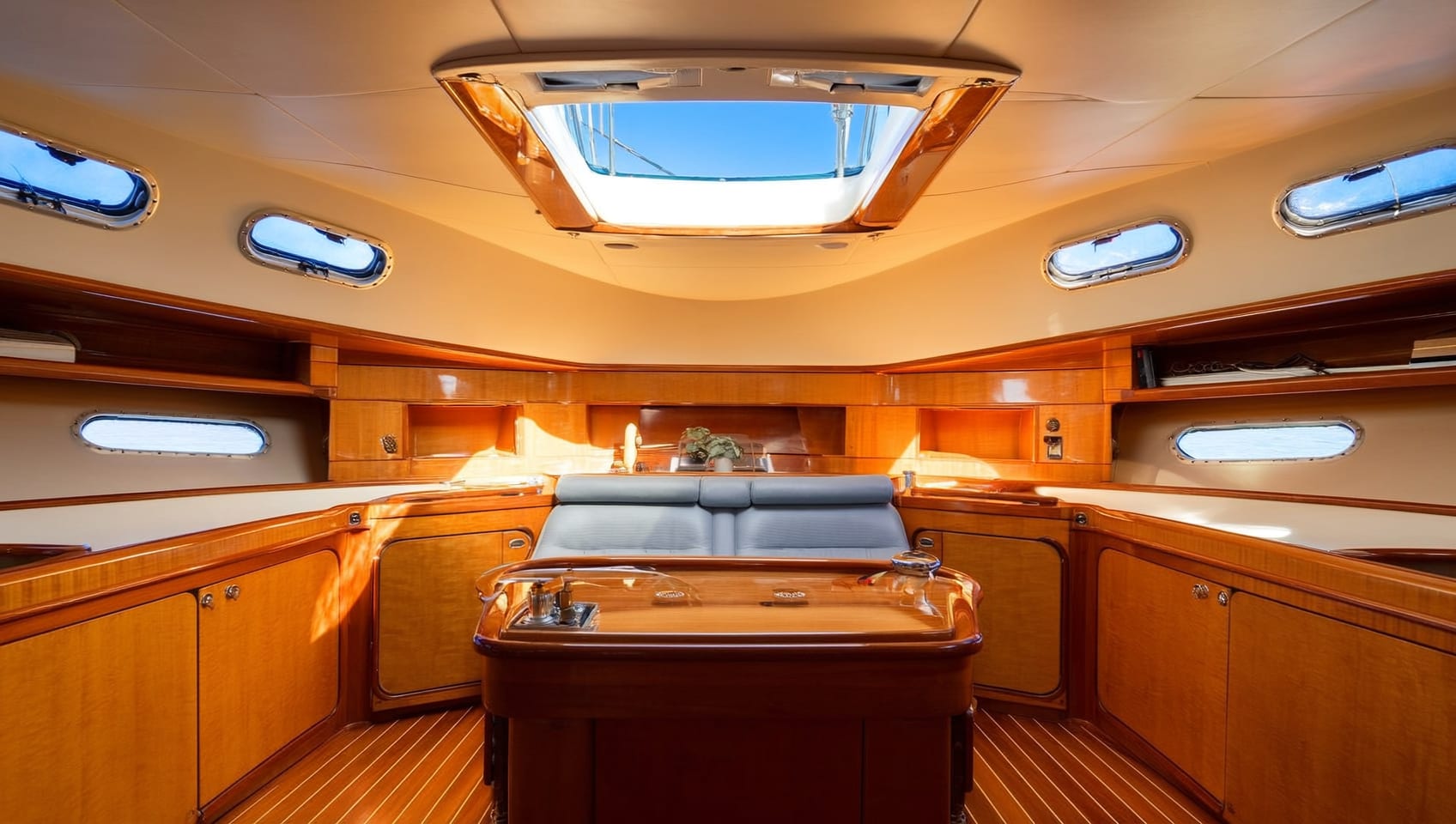 Forward stateroom with skylight aboard the Gran Turismo 40